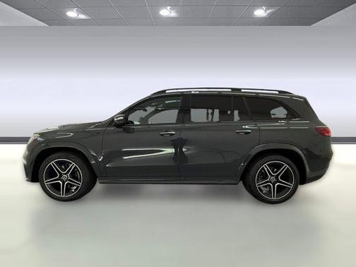MANUFAKTUR Silicon Grey 2026 Mercedes-Benz GLS 450 4MATIC