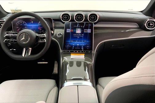2025 Mercedes-Benz GLC 300 Base