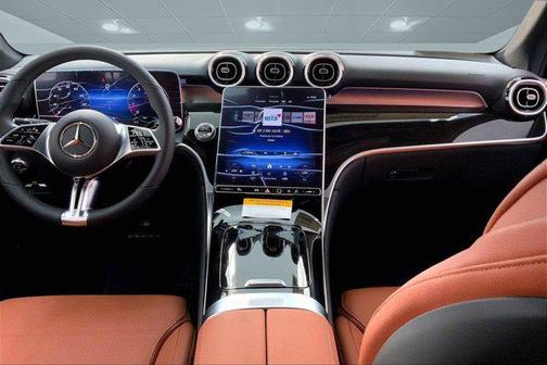 2025 Mercedes-Benz GLC 300 Base