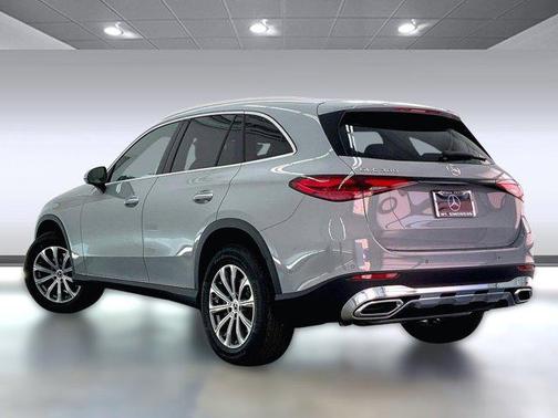 2025 Mercedes-Benz GLC 300 Base