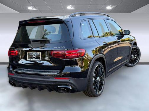 2026 Mercedes-Benz AMG GLB 35 4MATIC