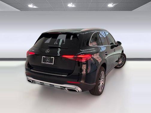 2026 Mercedes-Benz GLC 300 Base