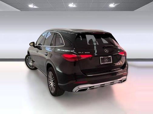 2026 Mercedes-Benz GLC 300 Base