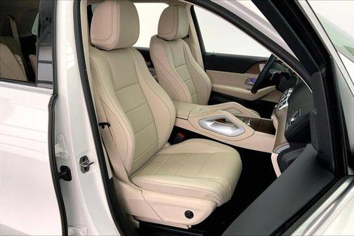 2024 Mercedes-Benz GLS 450 4MATIC