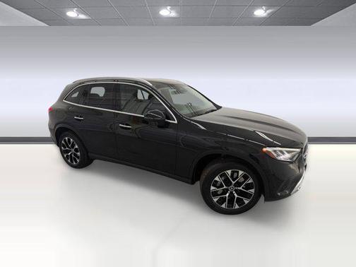 2025 Mercedes-Benz GLC 350e Base