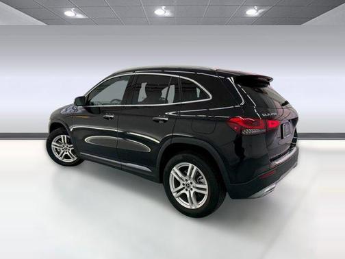 2022 Mercedes-Benz GLA 250 Base