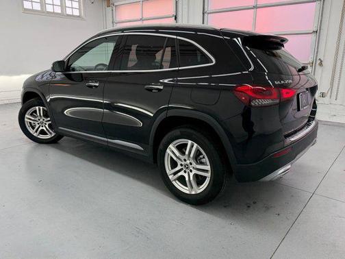 2022 Mercedes-Benz GLA 250 Base