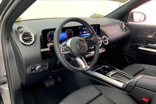 2025 Mercedes-Benz GLA 250 Base