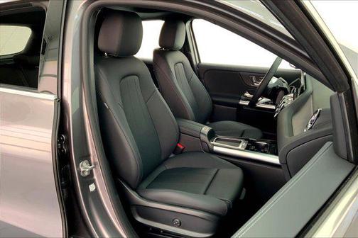 2025 Mercedes-Benz GLA 250 Base