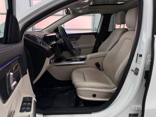 Polar White 2023 Mercedes-Benz GLA 250 Base