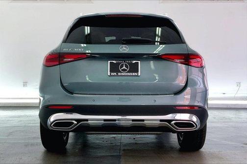 2025 Mercedes-Benz GLC 300 Base