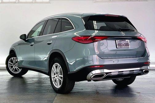 2025 Mercedes-Benz GLC 300 Base