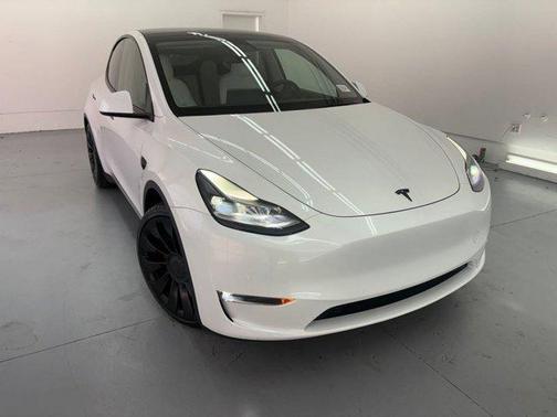 2022 Tesla Model Y Performance Dual Motor All-Wheel Drive
