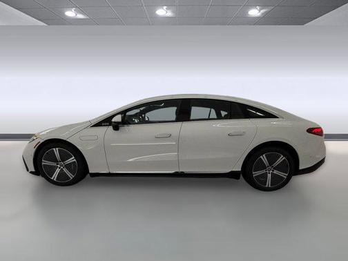 Polar White 2026 Mercedes-Benz EQS 450 4MATIC