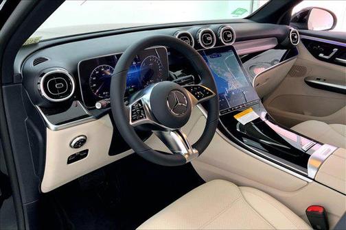 2025 Mercedes-Benz GLC 350e Base