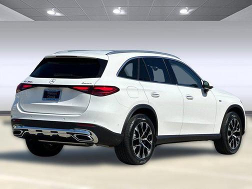 2025 Mercedes-Benz GLC 350e Base