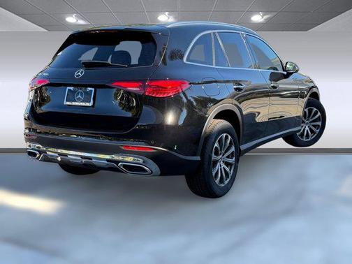 2025 Mercedes-Benz GLC 300 Base