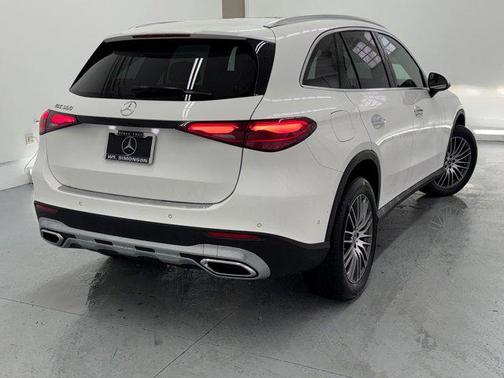 2026 Mercedes-Benz GLC 300 Base
