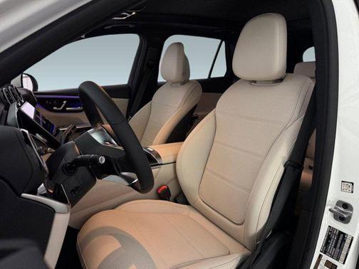 2026 Mercedes-Benz GLC 300 Base