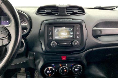 2017 Jeep Renegade Altitude