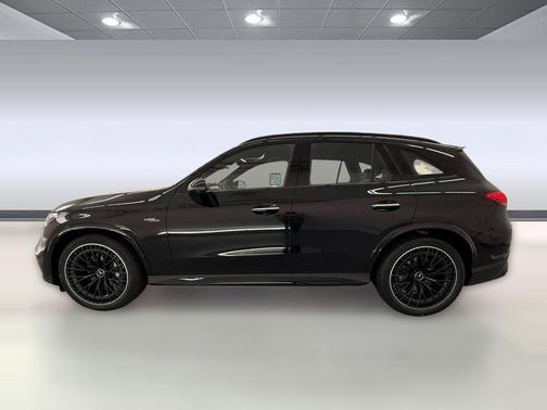 Obsidian Black Metallic 2026 Mercedes-Benz AMG GLC 43 4MATIC