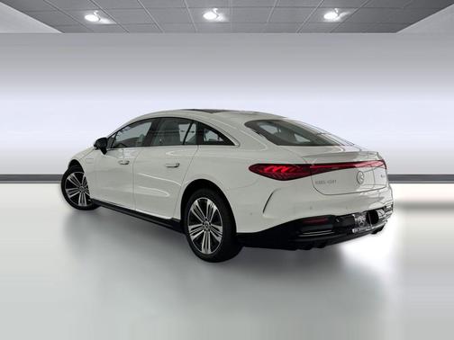 Polar White 2026 Mercedes-Benz EQS 450 4MATIC