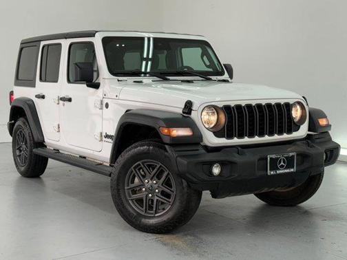 Bright White Clearcoat 2024 Jeep Wrangler Sport S
