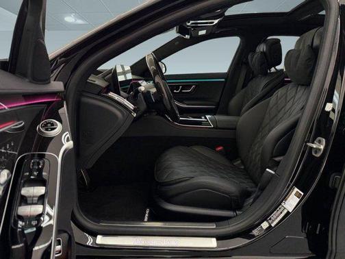 Obsidian Black Metallic 2026 Mercedes-Benz S-Class S 580e 4MATIC