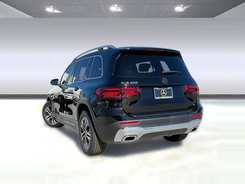 2026 Mercedes-Benz GLB 250 Base