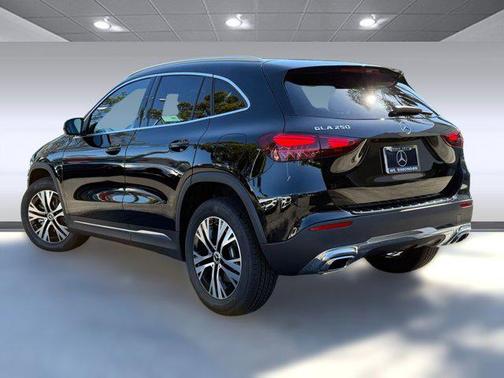 2026 Mercedes-Benz GLA 250 4MATIC