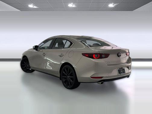 Platinum Quartz Metallic 2025 Mazda Mazda3 2.5 S Select Sport