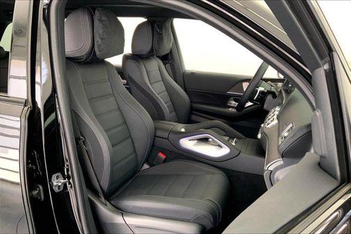 2025 Mercedes-Benz GLS 580 4MATIC
