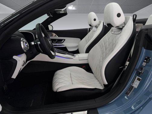 2025 Mercedes-Benz AMG SL 63 Base