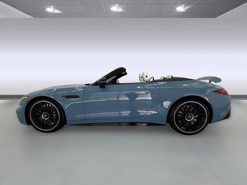 2025 Mercedes-Benz AMG SL 63 Base