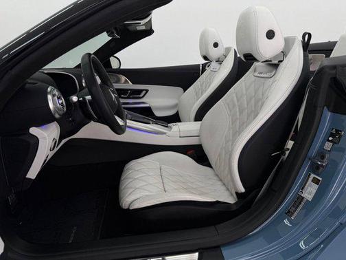 2025 Mercedes-Benz AMG SL 63 Base