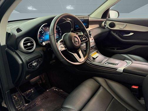 2022 Mercedes-Benz GLC 300 Base