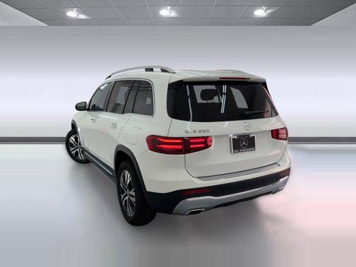 2026 Mercedes-Benz GLB 250 Base