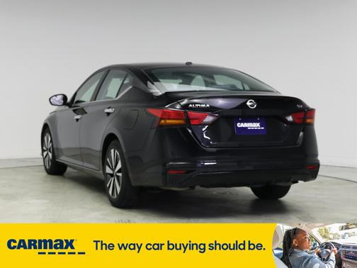 2022 Nissan Altima SV