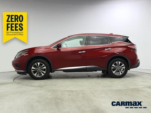 Red 2018 Nissan Murano S