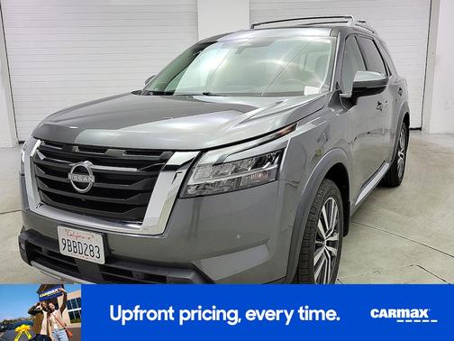 2022 Nissan Pathfinder Platinum