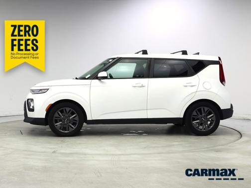 White 2020 Kia Soul EX