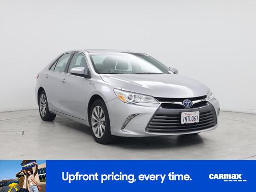 Silver 2016 Toyota Camry Hybrid XLE