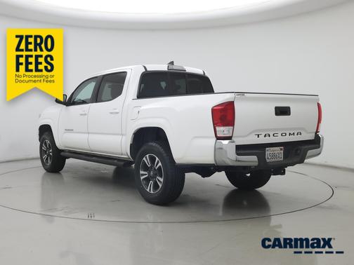 White 2016 Toyota Tacoma SR5