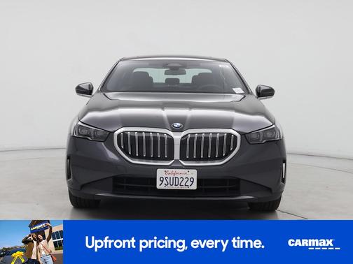 Gray 2025 BMW 530 I xDrive