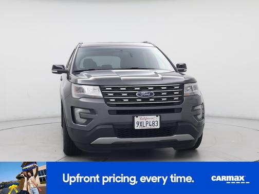 Gray 2017 Ford Explorer XLT