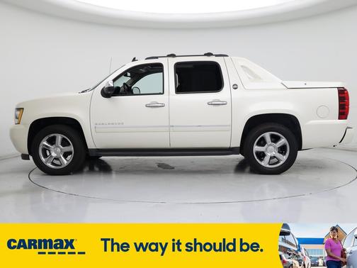 2013 Chevrolet Avalanche LTZ Black Diamond