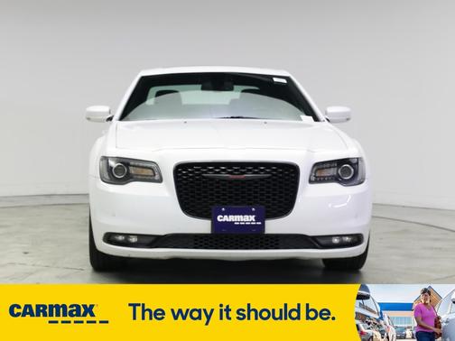 2022 Chrysler 300 S