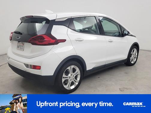 White 2021 Chevrolet Bolt EV LT