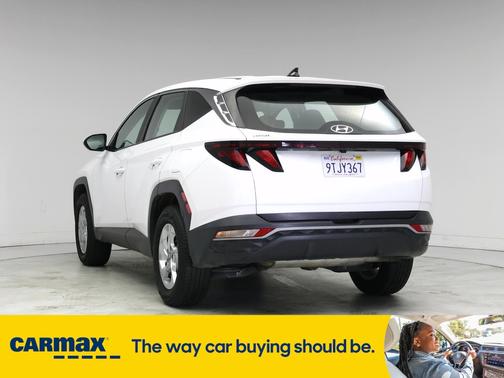 2023 Hyundai TUCSON SE