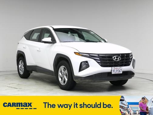 2023 Hyundai TUCSON SE